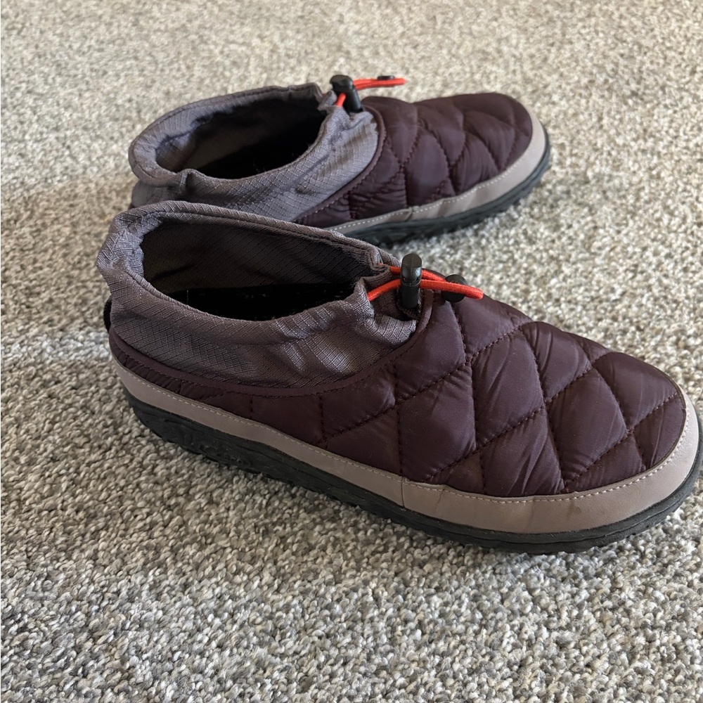 Women's Chaco Ramble Puff Chinch Quilted Slip-On Shoes Sz 7